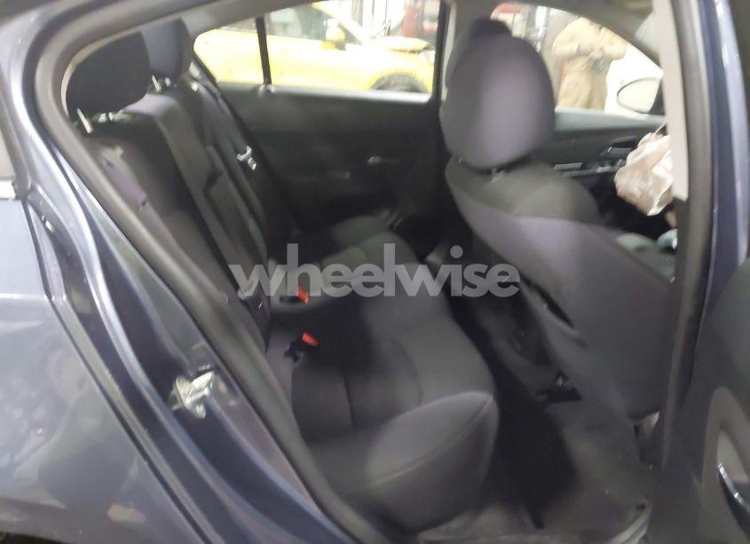 Photo 8 of 2014 Chevrolet Cruze 1LT AUTO (VIN 1G1PC5SB4E7175022)