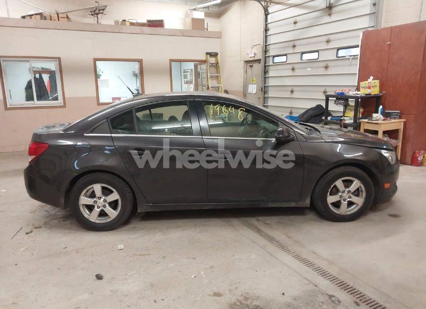 Photo 13 of 2014 Chevrolet Cruze 1LT AUTO (VIN 1G1PC5SB4E7175084)