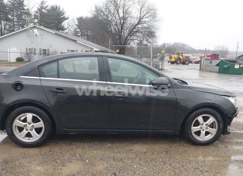 Photo 13 of 2014 Chevrolet Cruze 1LT AUTO (VIN 1G1PC5SB4E7178616)