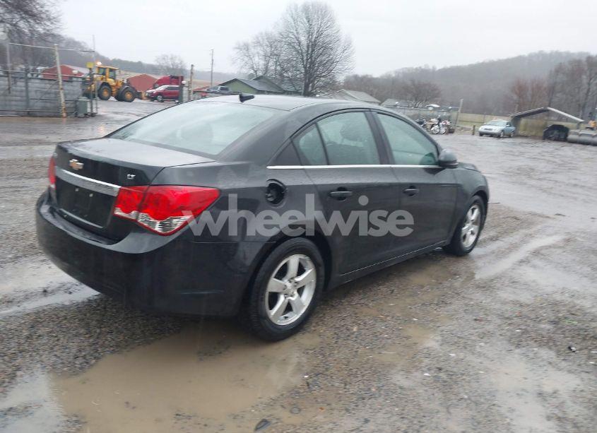Photo 4 of 2014 Chevrolet Cruze 1LT AUTO (VIN 1G1PC5SB4E7178616)