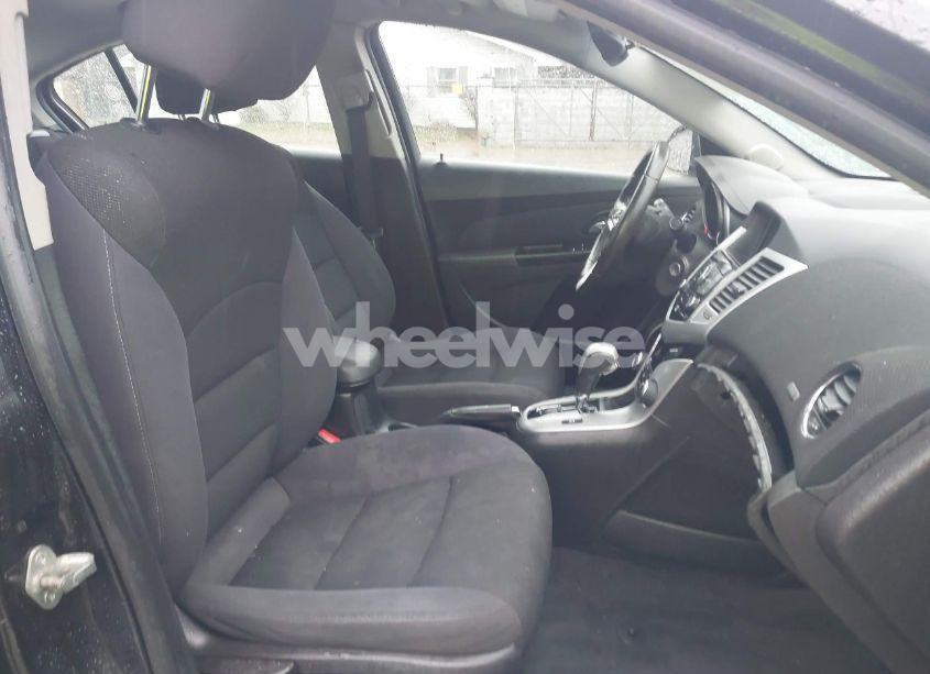 Photo 5 of 2014 Chevrolet Cruze 1LT AUTO (VIN 1G1PC5SB4E7178616)