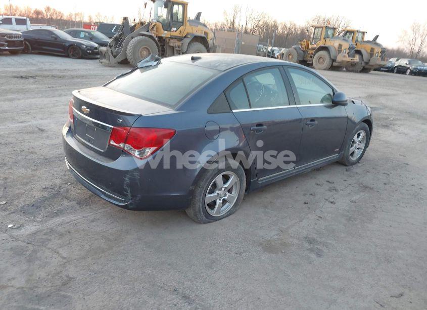 Photo 4 of 2014 Chevrolet Cruze 1LT AUTO (VIN 1G1PC5SB4E7187283)