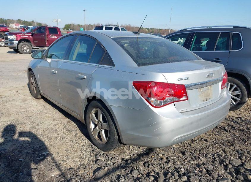 Photo 3 of 2014 Chevrolet Cruze 1LT AUTO (VIN 1G1PC5SB4E7188367)