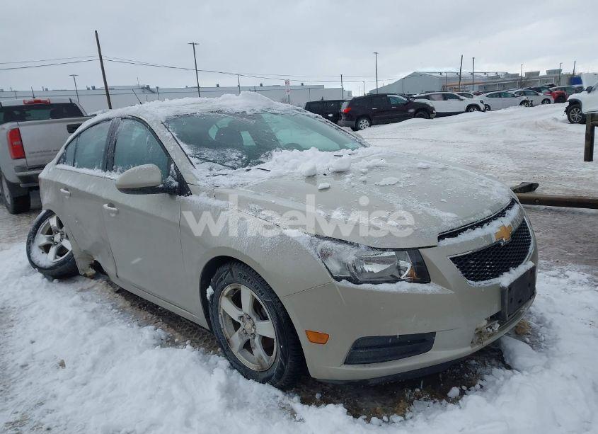 2014 Chevrolet Cruze (VIN 1G1PC5SB4E7196744) main photo