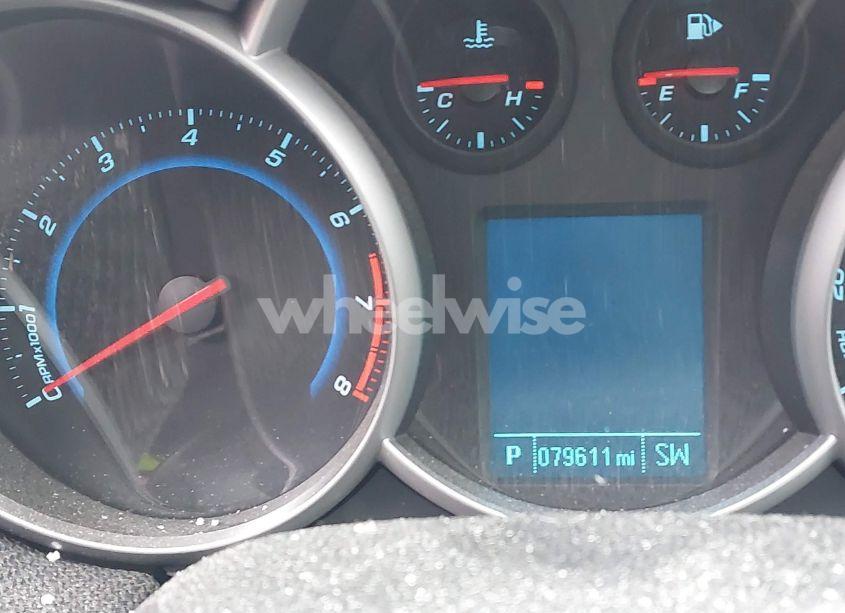 Photo 7 of 2014 Chevrolet Cruze (VIN 1G1PC5SB4E7196744)