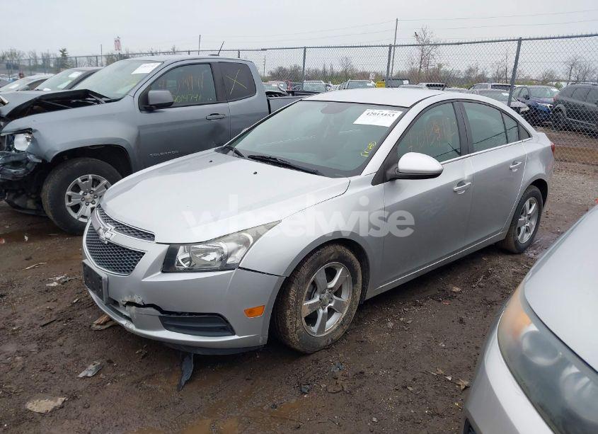 Photo 2 of 2014 Chevrolet Cruze 1LT AUTO (VIN 1G1PC5SB4E7211677)