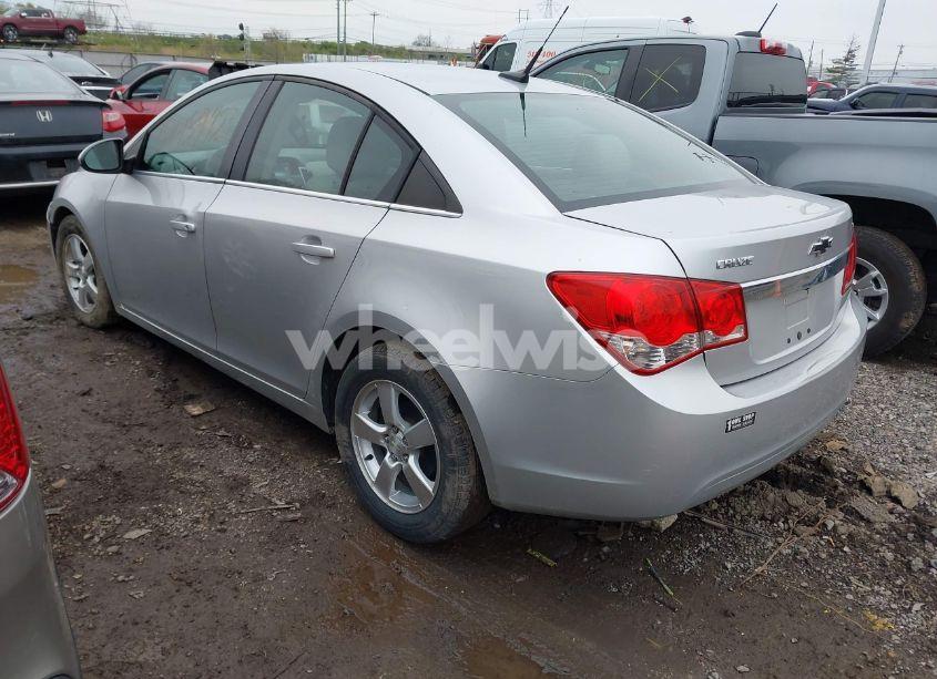 Photo 3 of 2014 Chevrolet Cruze 1LT AUTO (VIN 1G1PC5SB4E7211677)