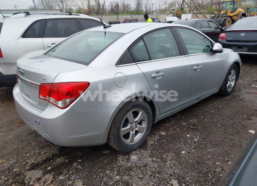 Photo 4 of 2014 Chevrolet Cruze 1LT AUTO (VIN 1G1PC5SB4E7211677)