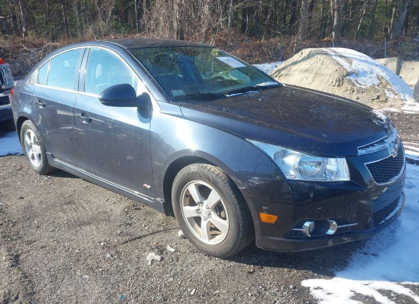 2014 Chevrolet Cruze 1LT AUTO (VIN 1G1PC5SB4E7233663) main photo