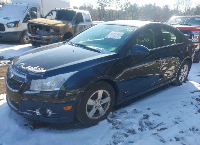 Photo 2 of 2014 Chevrolet Cruze 1LT AUTO (VIN 1G1PC5SB4E7233663)