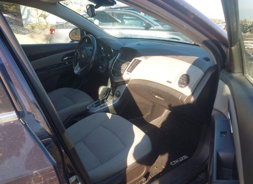 Photo 5 of 2014 Chevrolet Cruze 1LT AUTO (VIN 1G1PC5SB4E7233663)