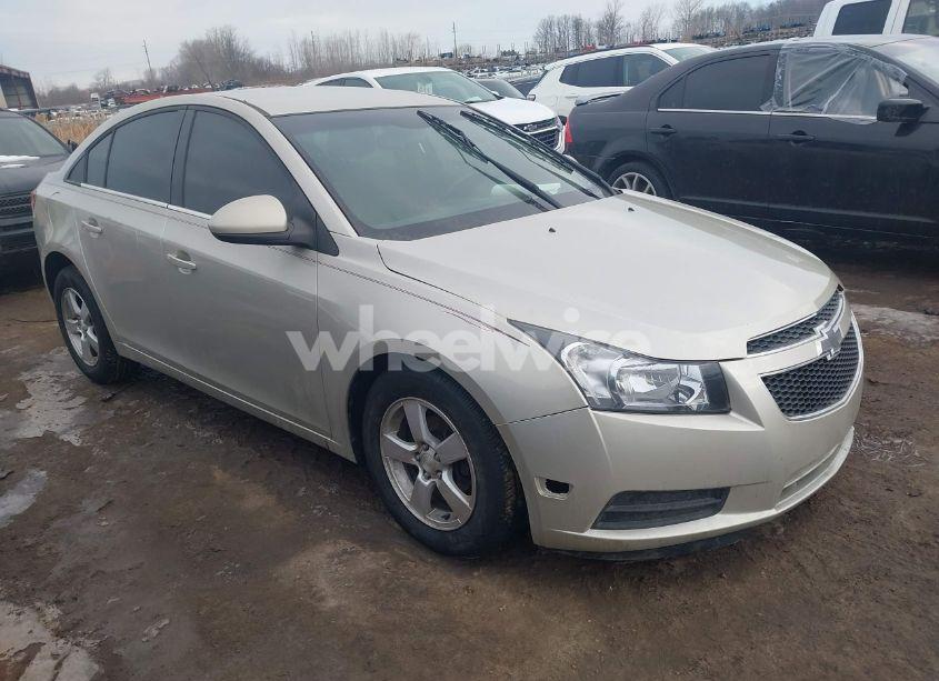 2014 Chevrolet Cruze 1LT AUTO (VIN 1G1PC5SB4E7242203) main photo