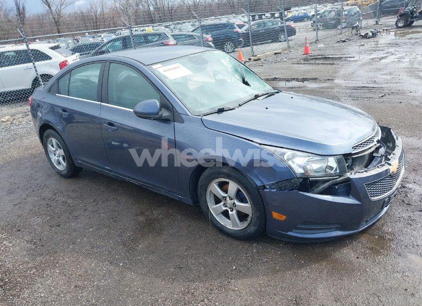 2014 Chevrolet Cruze 1LT AUTO (VIN 1G1PC5SB4E7250561) main photo