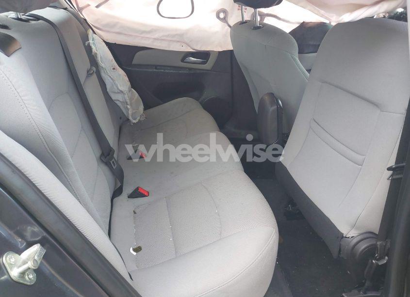 Photo 8 of 2014 Chevrolet Cruze 1LT AUTO (VIN 1G1PC5SB4E7250561)