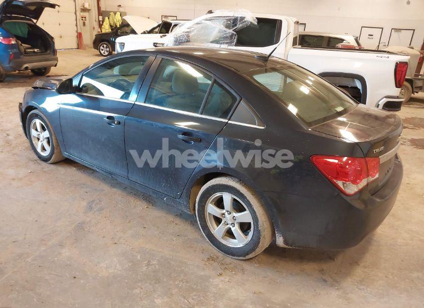 Photo 3 of 2014 Chevrolet Cruze 1LT AUTO (VIN 1G1PC5SB4E7262225)