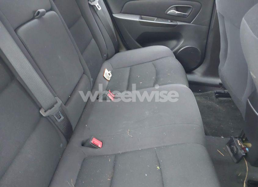 Photo 8 of 2014 Chevrolet Cruze 1LT AUTO (VIN 1G1PC5SB4E7266758)