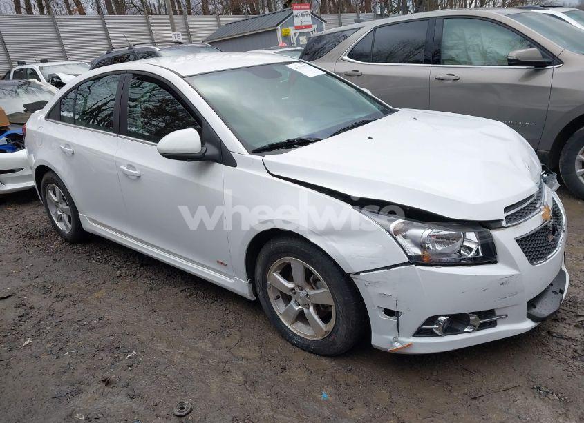 2014 Chevrolet Cruze 1LT AUTO (VIN 1G1PC5SB4E7282975) main photo