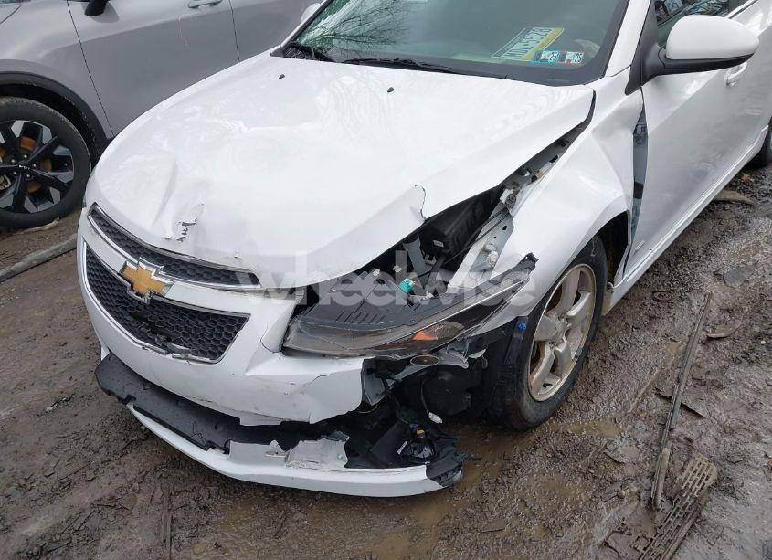 Photo 6 of 2014 Chevrolet Cruze 1LT AUTO (VIN 1G1PC5SB4E7282975)