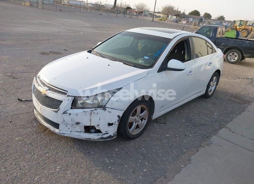 Photo 2 of 2014 Chevrolet Cruze 1LT AUTO (VIN 1G1PC5SB4E7297508)