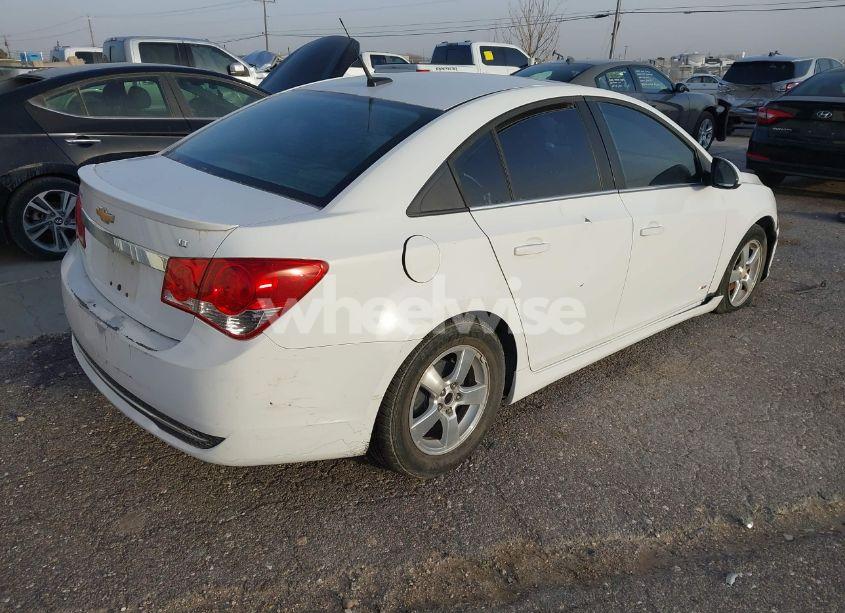 Photo 4 of 2014 Chevrolet Cruze 1LT AUTO (VIN 1G1PC5SB4E7297508)