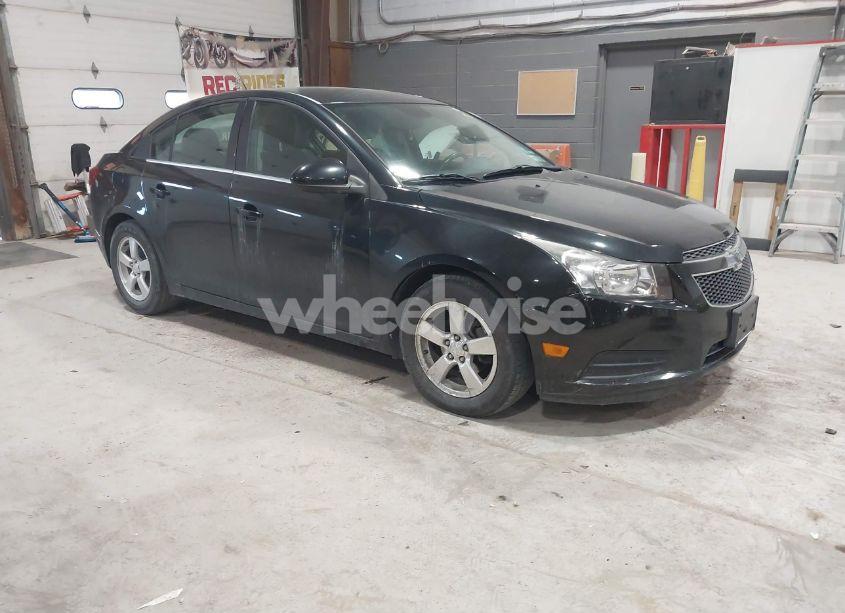 2014 Chevrolet Cruze 1LT AUTO (VIN 1G1PC5SB4E7307261) main photo