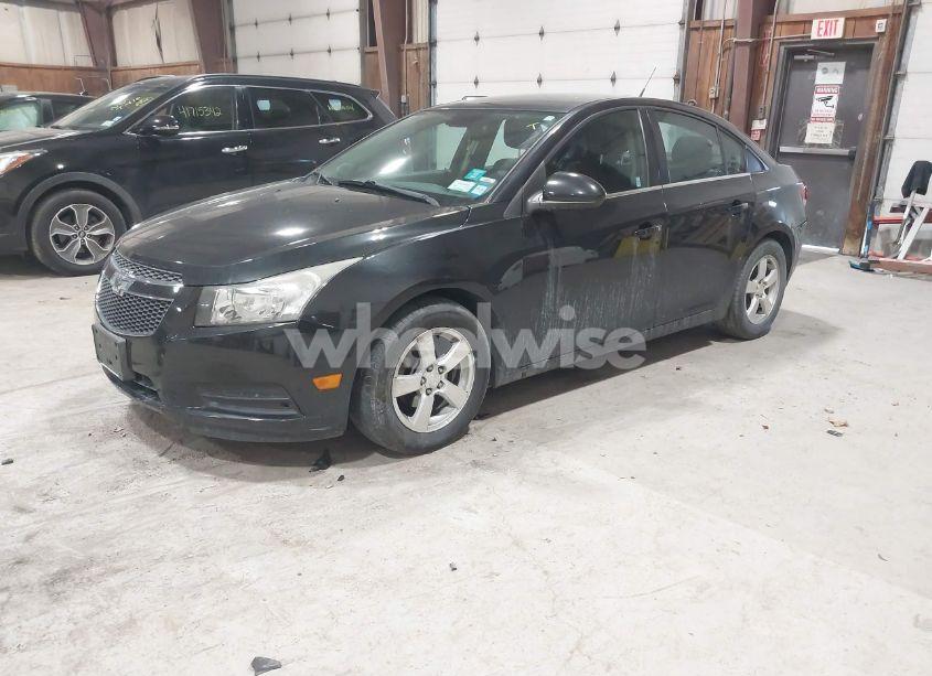 Photo 2 of 2014 Chevrolet Cruze 1LT AUTO (VIN 1G1PC5SB4E7307261)