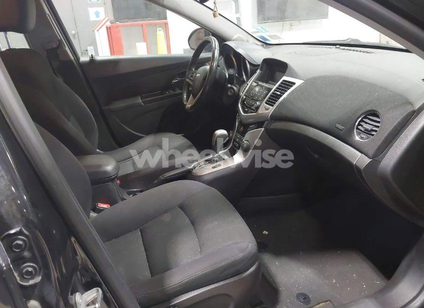 Photo 5 of 2014 Chevrolet Cruze 1LT AUTO (VIN 1G1PC5SB4E7307261)