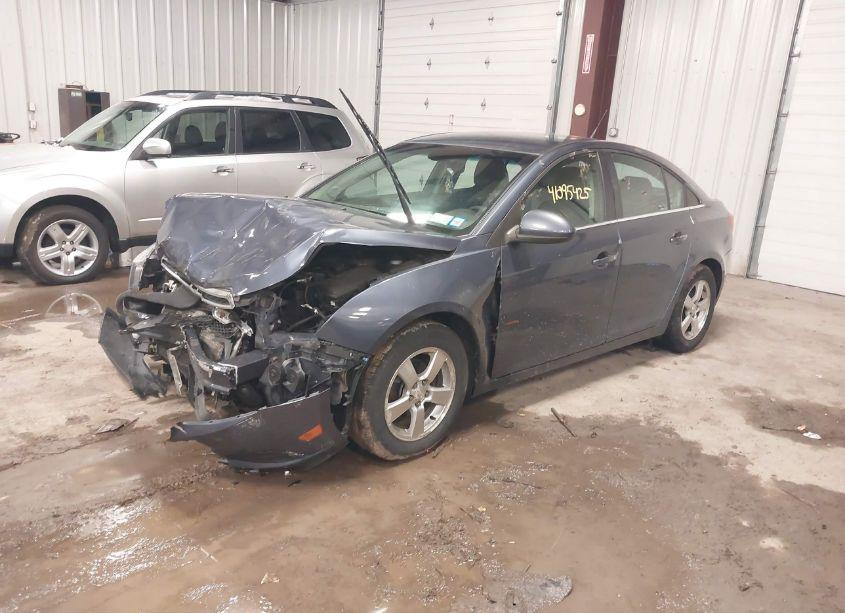 Photo 2 of 2014 Chevrolet Cruze 1LT AUTO (VIN 1G1PC5SB4E7319376)