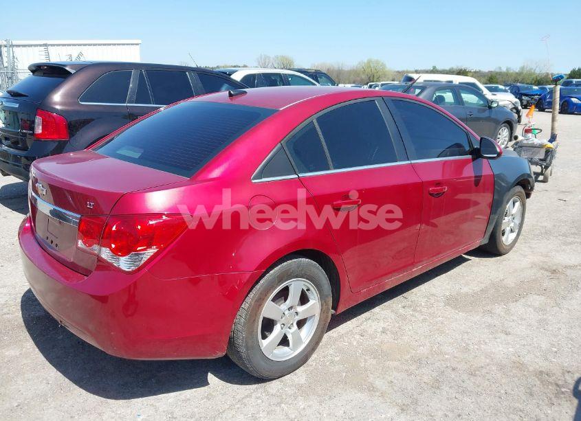 Photo 4 of 2014 Chevrolet Cruze 1LT AUTO (VIN 1G1PC5SB4E7322259)