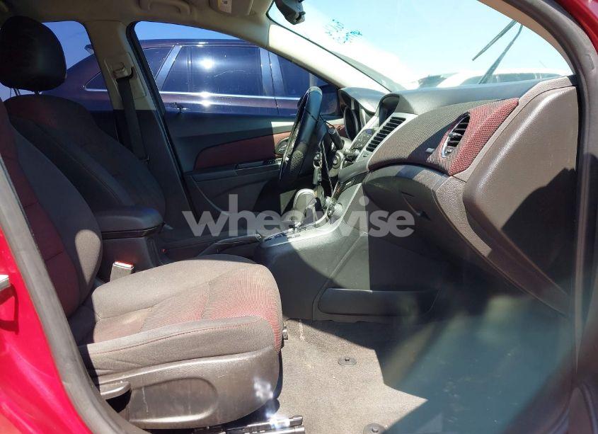 Photo 5 of 2014 Chevrolet Cruze 1LT AUTO (VIN 1G1PC5SB4E7322259)