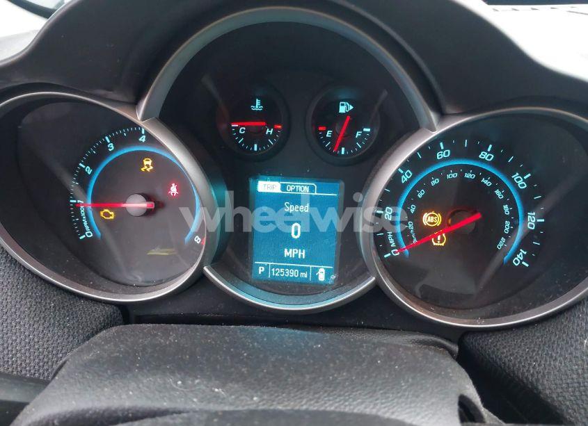 Photo 7 of 2014 Chevrolet Cruze 1LT AUTO (VIN 1G1PC5SB4E7333505)