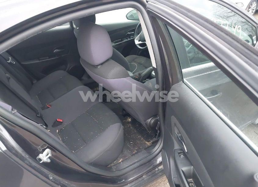 Photo 8 of 2014 Chevrolet Cruze 1LT AUTO (VIN 1G1PC5SB4E7333505)