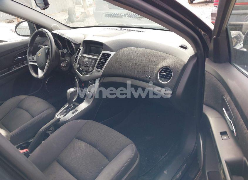 Photo 5 of 2014 Chevrolet Cruze 1LT AUTO (VIN 1G1PC5SB4E7341524)