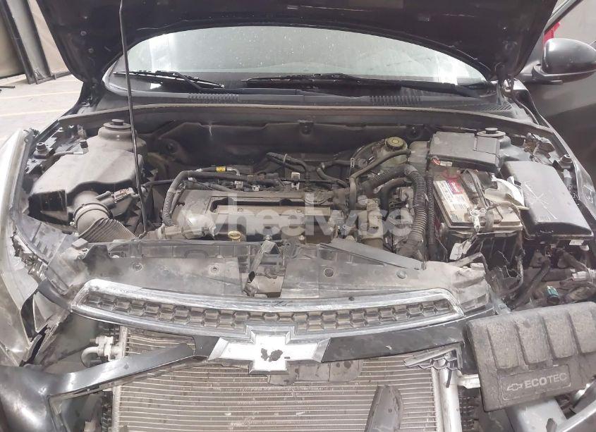 Photo 10 of 2014 Chevrolet Cruze LT (VIN 1G1PC5SB4E7344522)