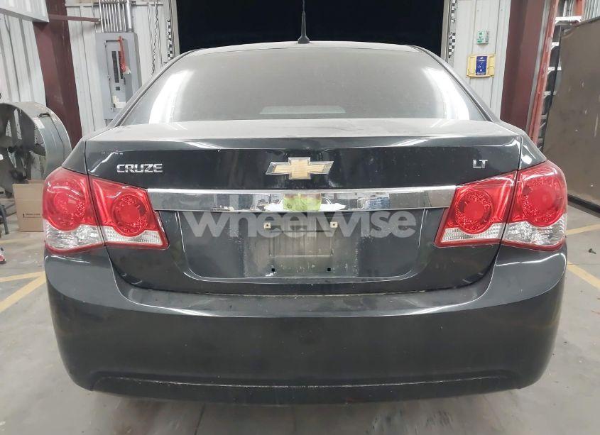 Photo 16 of 2014 Chevrolet Cruze LT (VIN 1G1PC5SB4E7344522)