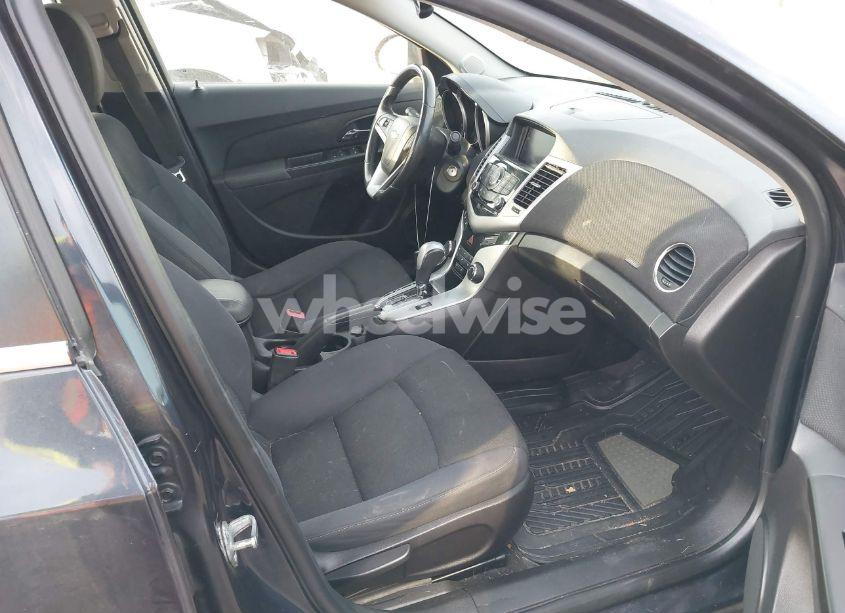 Photo 5 of 2014 Chevrolet Cruze 1LT AUTO (VIN 1G1PC5SB4E7347095)