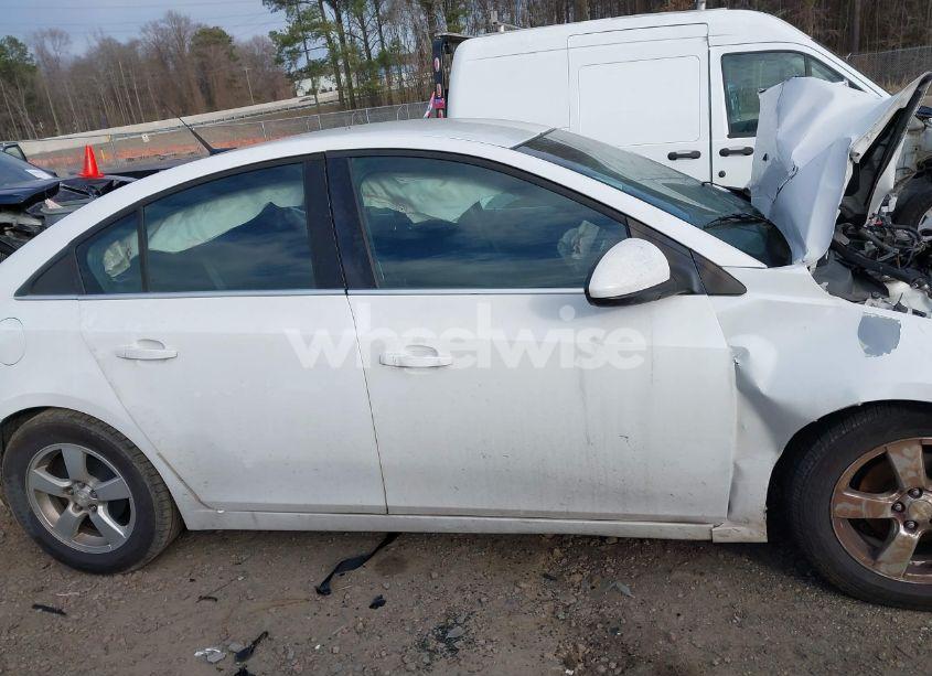 Photo 14 of 2014 Chevrolet Cruze 1LT AUTO (VIN 1G1PC5SB4E7358940)