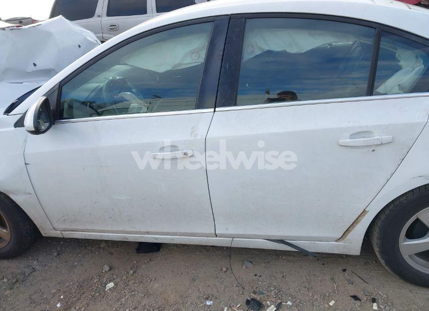 Photo 15 of 2014 Chevrolet Cruze 1LT AUTO (VIN 1G1PC5SB4E7358940)