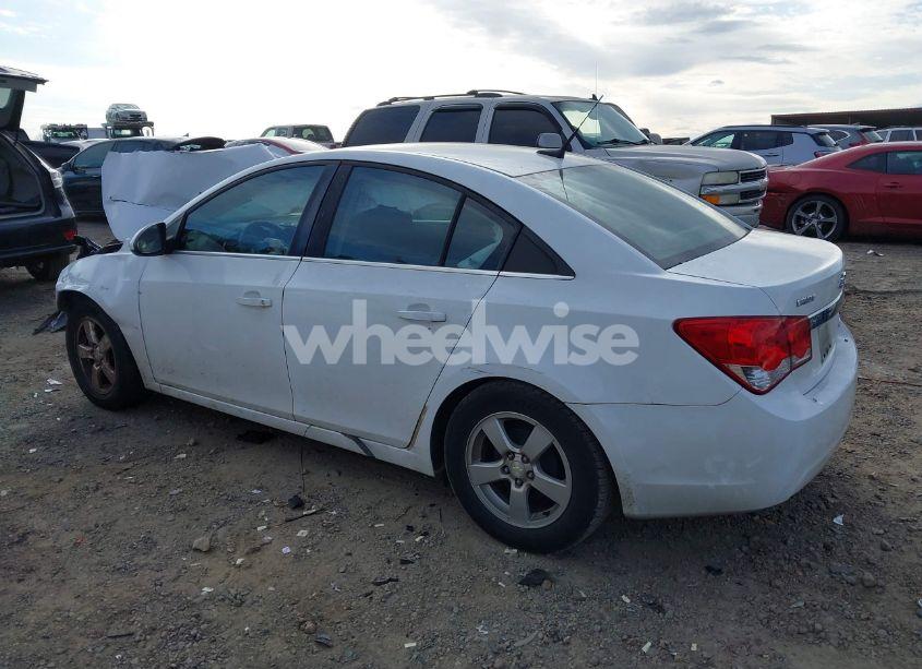 Photo 3 of 2014 Chevrolet Cruze 1LT AUTO (VIN 1G1PC5SB4E7358940)