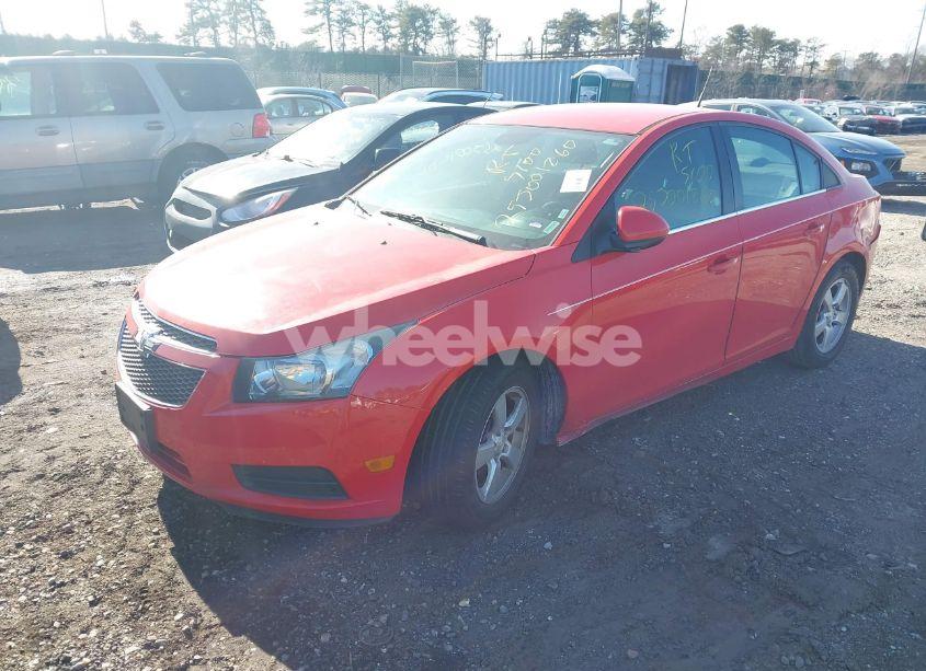 Photo 2 of 2014 Chevrolet Cruze 1LT AUTO (VIN 1G1PC5SB4E7362874)