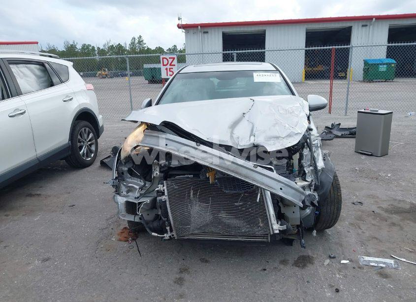 Photo 6 of 2014 Chevrolet Cruze 1LT AUTO (VIN 1G1PC5SB4E7369002)