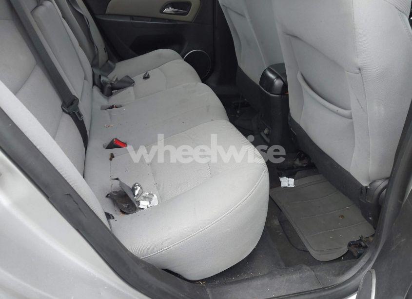 Photo 8 of 2014 Chevrolet Cruze 1LT AUTO (VIN 1G1PC5SB4E7369002)