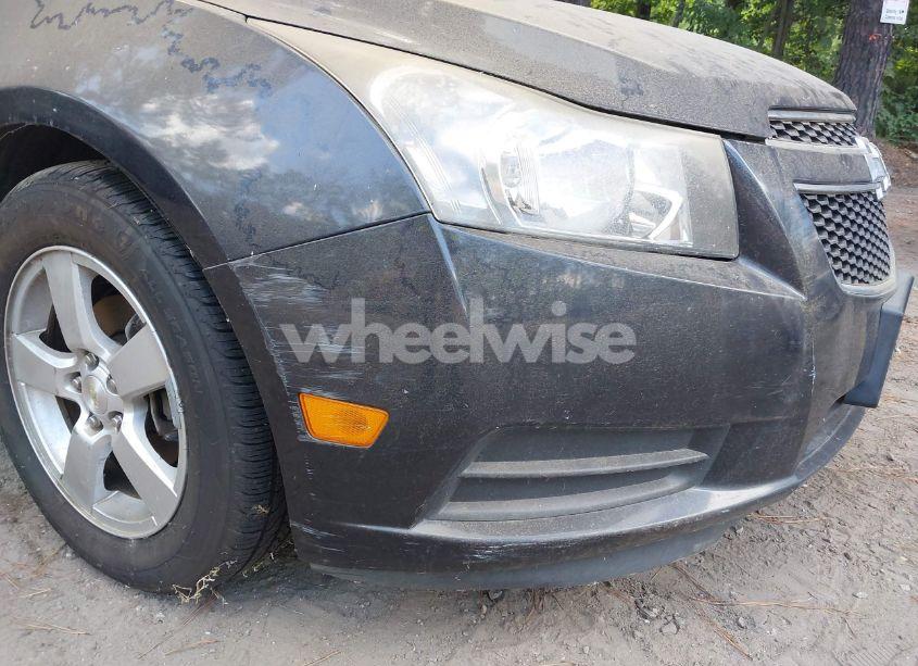 Photo 6 of 2014 Chevrolet Cruze 1LT AUTO (VIN 1G1PC5SB4E7370277)