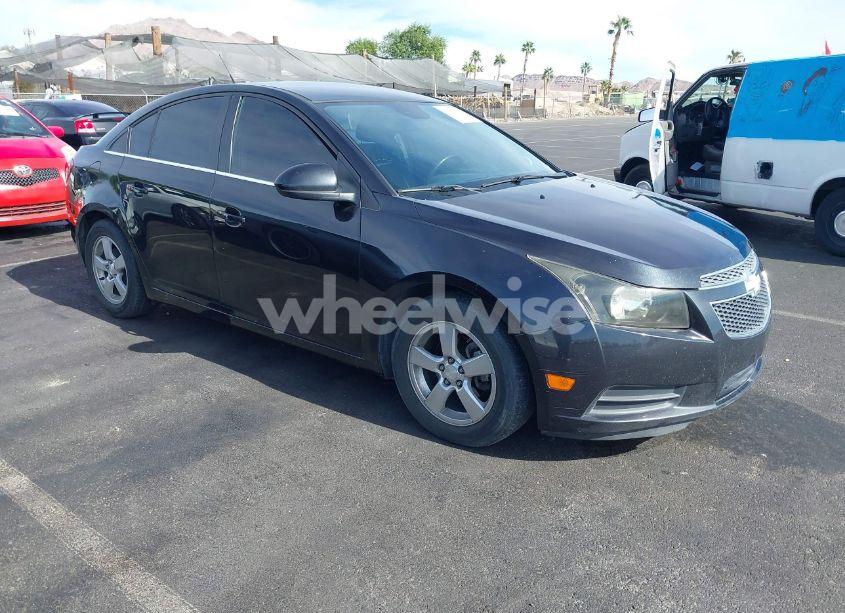 2014 Chevrolet Cruze 1LT AUTO (VIN 1G1PC5SB4E7377469) main photo