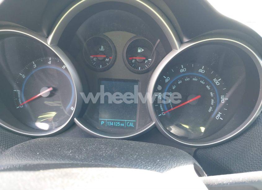 Photo 7 of 2014 Chevrolet Cruze 1LT AUTO (VIN 1G1PC5SB4E7377469)