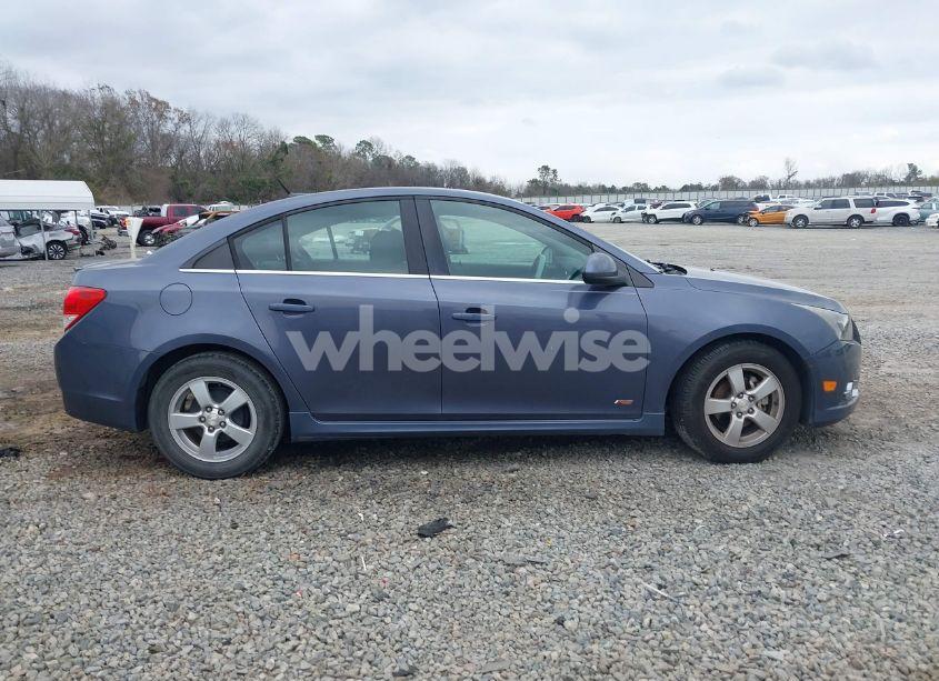 Photo 13 of 2014 Chevrolet Cruze 1LT AUTO (VIN 1G1PC5SB4E7397351)