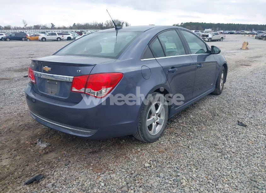 Photo 4 of 2014 Chevrolet Cruze 1LT AUTO (VIN 1G1PC5SB4E7397351)