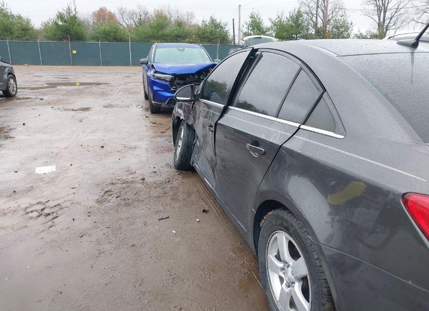 Photo 6 of 2014 Chevrolet Cruze 1LT AUTO (VIN 1G1PC5SB4E7418828)