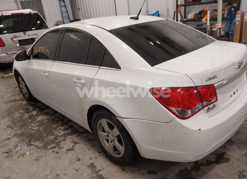 Photo 3 of 2014 Chevrolet Cruze 1LT AUTO (VIN 1G1PC5SB4E7463722)