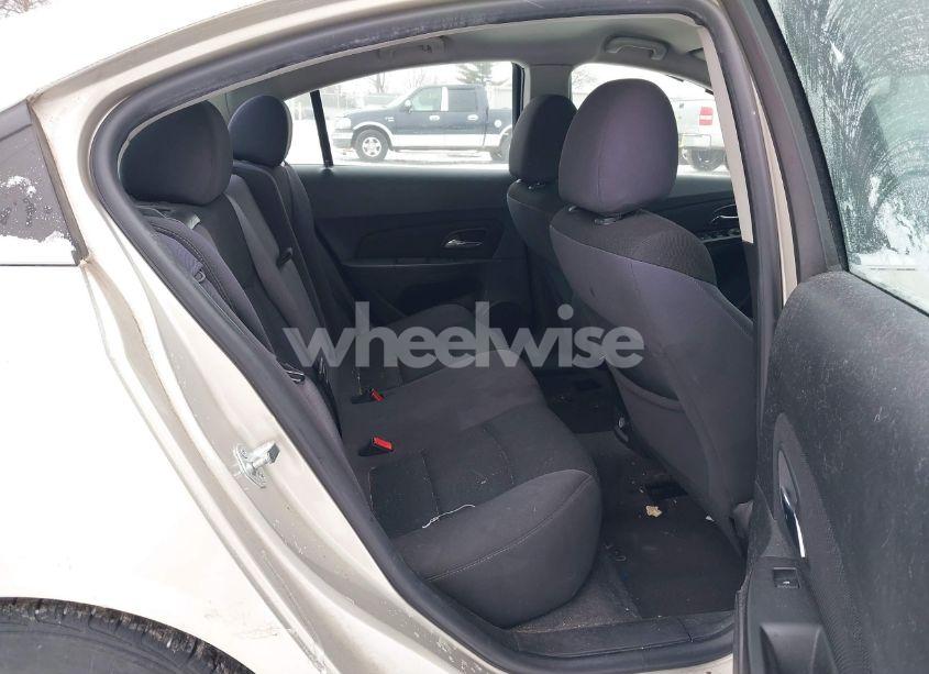 Photo 8 of 2014 Chevrolet Cruze 1LT AUTO (VIN 1G1PC5SB4E7477958)